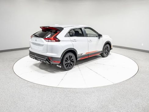 Used 2023 Mitsubishi Eclipse Cross LE AWD/4WD image 28