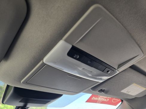 Certified 2025 Nissan Kicks SR w/ Illumination Package FWD image 25