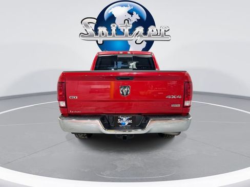 Used 2019 RAM 1500 Classic SLT w/ Luxury Group image 10