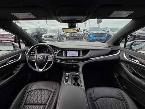 Used 2023 Buick Enclave Avenir w/ Avenir Technology Package AWD/4WD image 26