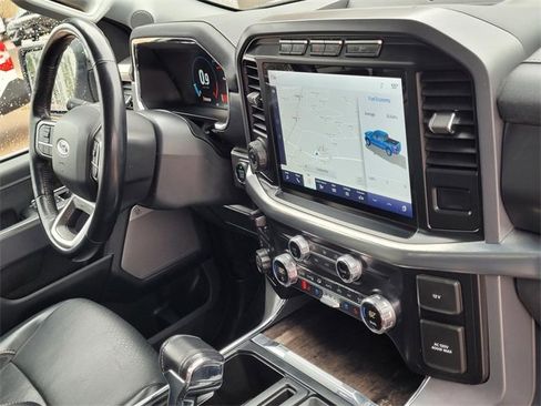 Used 2021 Ford F150 Lariat w/ Max Trailer Tow Package image 11