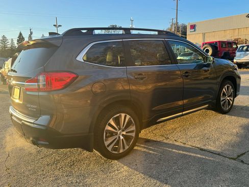 Used 2020 Subaru Ascent Limited w/ Technology Package image 8