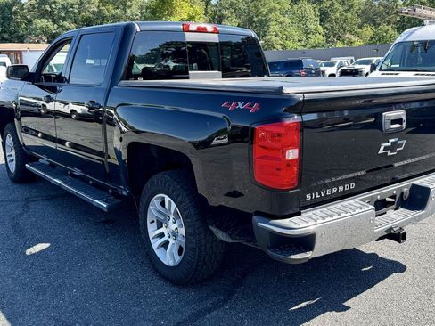 Used 2018 Chevrolet Silverado 1500 LT w/ All Star Edition AWD/4WD image 10