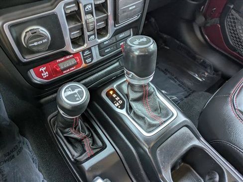 Used 2021 Jeep Wrangler Unlimited Rubicon AWD/4WD image 13