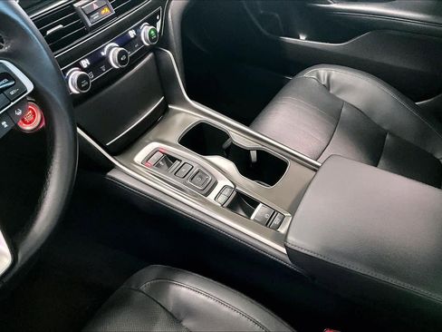 Used 2018 Honda Accord EX-L image 15