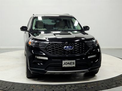 Used 2023 Ford Explorer Platinum w/ Technology Package