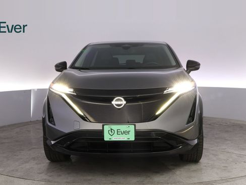 Used 2023 Nissan Ariya FWD image 12