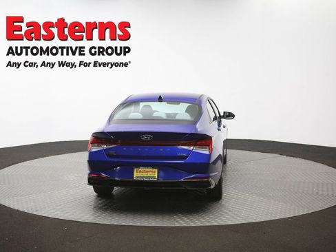 Used 2023 Hyundai Elantra Limited w/ Preferred Accessory Package FWD image 40