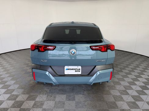 Used 2025 BMW X2 xDrive28i AWD/4WD image 10