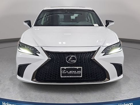 Used 2023 Lexus ES 250 w/ Protection Package (P2) AWD/4WD image 3