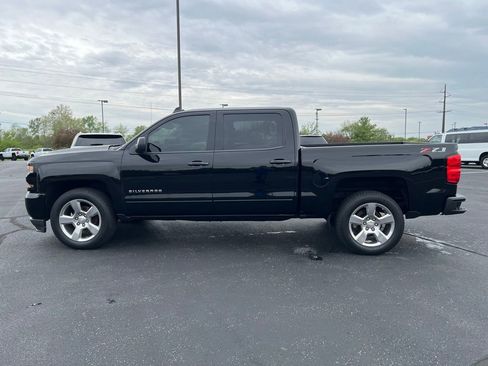 Used 2018 Chevrolet Silverado 1500 LT w/ All Star Edition AWD/4WD image 3