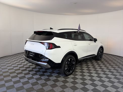 Certified 2026 Kia Sportage SX Prestige AWD/4WD image 10