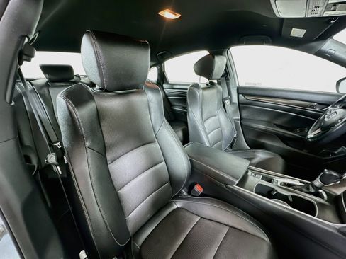 Used 2019 Honda Accord Sport image 25