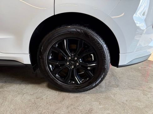Used 2024 Ford Edge SE w/ Black Appearance Package AWD/4WD image 35