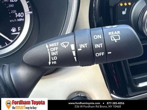 Certified 2022 Toyota Highlander XLE image 27