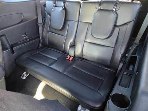 Used 2020 Ford Explorer Limited image 19