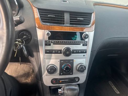 Used 2010 Chevrolet Malibu LT w/ HFV6 Engine Package FWD image 19