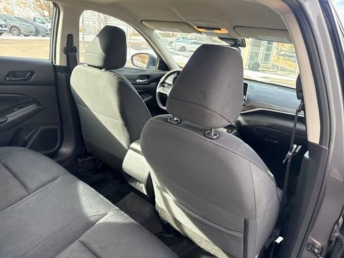 Used 2024 Nissan Altima 2.5 SV FWD image 24