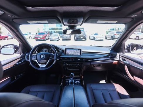 Used 2018 BMW X5 xDrive40e AWD/4WD image 23