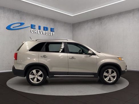 Used 2013 Kia Sorento EX w/ EX V6 Premium Pkg AWD/4WD image 15