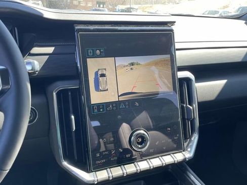 New 2025 GMC Acadia Elevation w/ Elevation Premium Package image 23