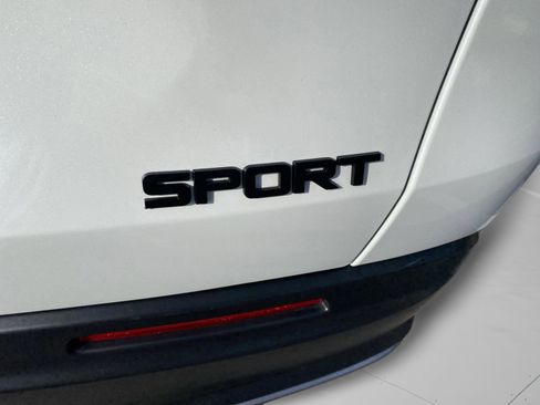 Certified 2024 Honda HR-V Sport image 29