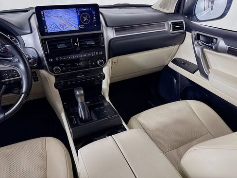 Certified 2022 Lexus GX 460 Luxury w/ Off Road Package AWD/4WD image 24