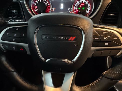 Used 2016 Dodge Challenger R/T Scat Pack RWD image 28