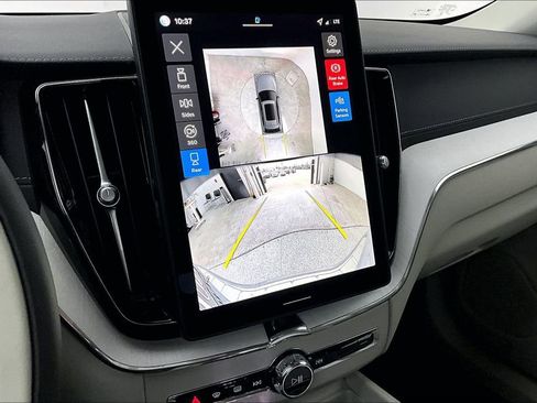 New 2026 Volvo XC60 B5 Ultra w/ Protection Package Premier image 25