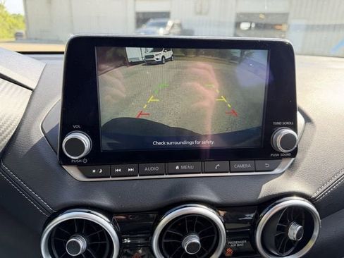 Used 2025 Nissan Sentra SV image 16