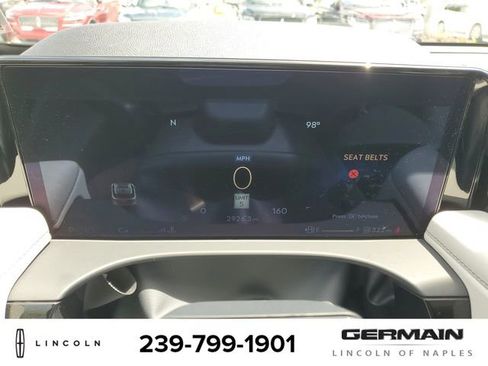 New 2025 Lincoln Aviator AWD image 24