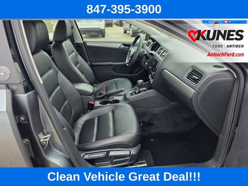 Used 2018 Volkswagen Jetta Wolfsburg Edition image 33