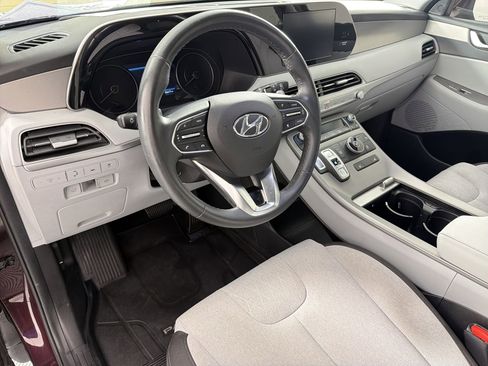 Used 2021 Hyundai Palisade SEL w/ Convenience Package image 4