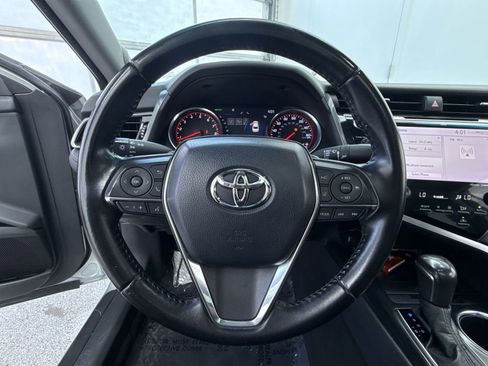 Used 2019 Toyota Camry XSE FWD image 20