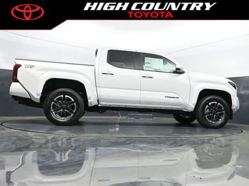 New 2026 Toyota Tacoma TRD Sport RWD image 39
