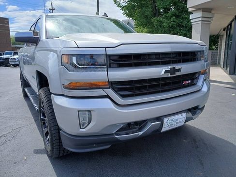 Used 2018 Chevrolet Silverado 1500 LT w/ All Star Edition AWD/4WD image 7