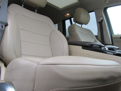 Used 2018 Mercedes-Benz GLS 550 4MATIC w/ Driver Assistance Package image 22