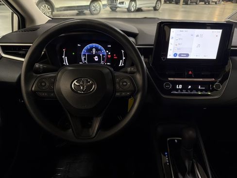 Used 2026 Toyota Corolla LE FWD image 27