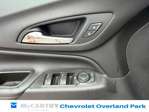 Used 2020 Chevrolet Equinox Premier FWD image 17