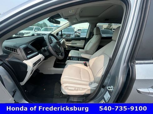 Used 2026 Honda Odyssey EX-L image 13