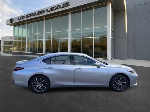 Certified 2025 Lexus ES 300h w/ Premium Package FWD image 6