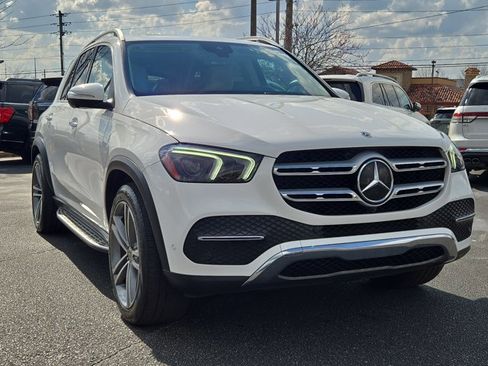 Used 2021 Mercedes-Benz GLE 350 4MATIC image 4