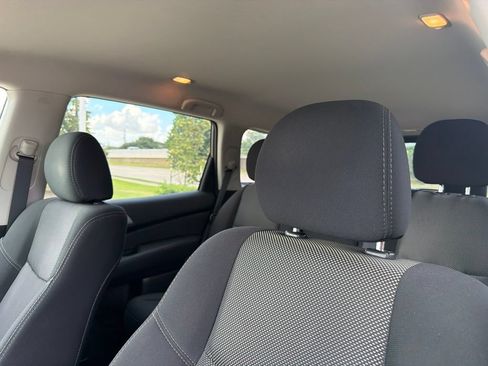 Used 2020 Nissan Pathfinder S FWD image 13