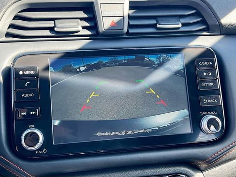 New 2025 Nissan Versa SR image 12