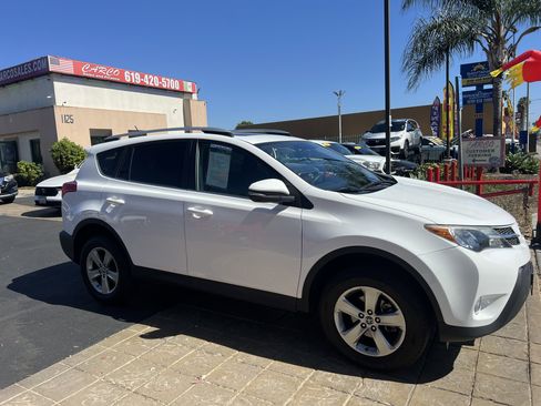 Used 2015 Toyota RAV4 XLE image 11