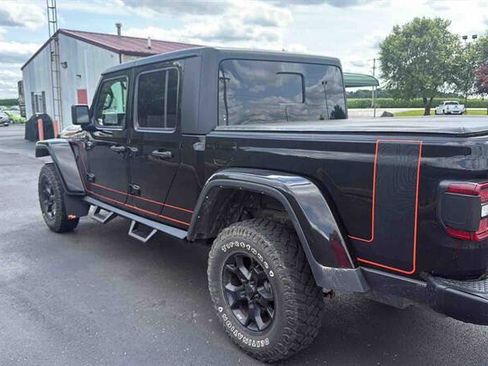 Used 2021 Jeep Gladiator Mojave AWD/4WD image 5