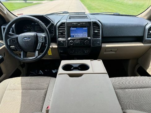 Used 2018 Ford F150 XLT w/ Equipment Group 302A Luxury image 31