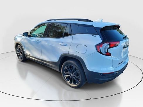 Used 2020 GMC Terrain SLT w/ Preferred Package image 3