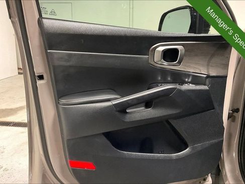 Used 2025 Kia Sorento X-Line EX AWD/4WD image 22