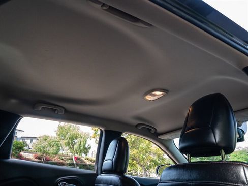 Used 2015 Jeep Cherokee Trailhawk w/ Comfort/Convenience Group image 49